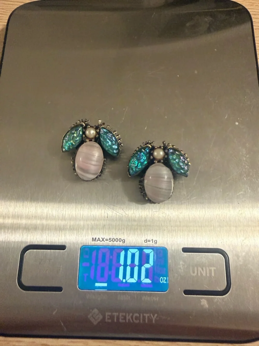 Vintage Silver Tone Clip On Earrings Blue Abalone White Moonstone‎ Faux Pearl